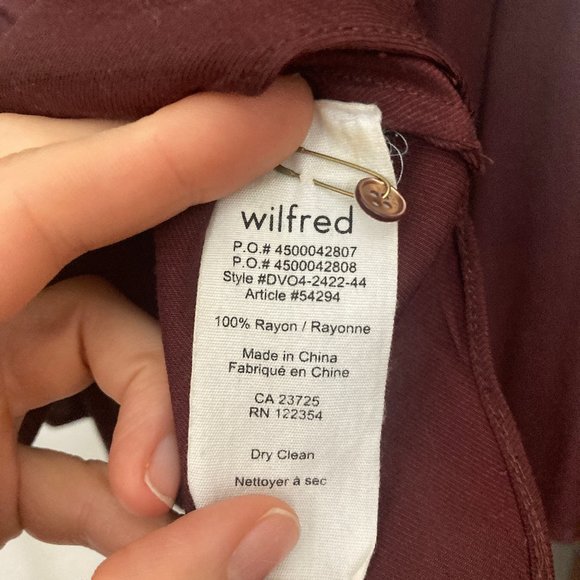 Aritzia Wilfred Anemone Wrap Blouse w/ Ties in Burgundy Red Long Sleeve - Size M - Picture 9 of 9